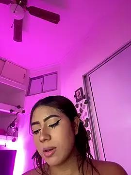 Naked Room zoe_mount 