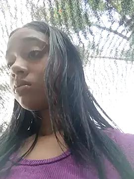 Naked Room Zoe_Sweett18 