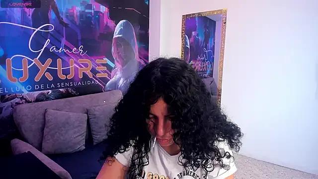 Zoee_Martins from StripChat